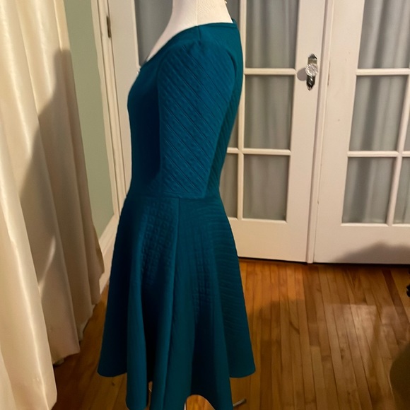 LuLaRoe Nicole Dress. Size M. Beautiful teal color, quilted texture. - Picture 2 of 6